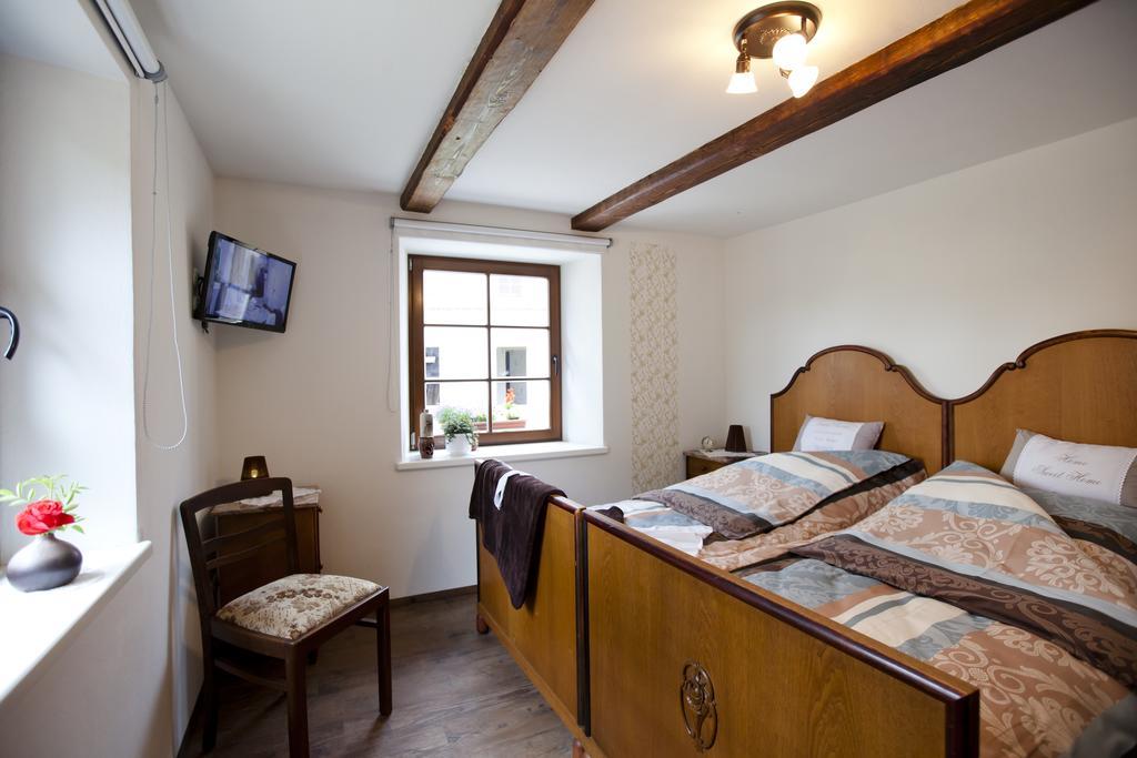 Zabeltitz Pension Alte Schmiede חדר תמונה