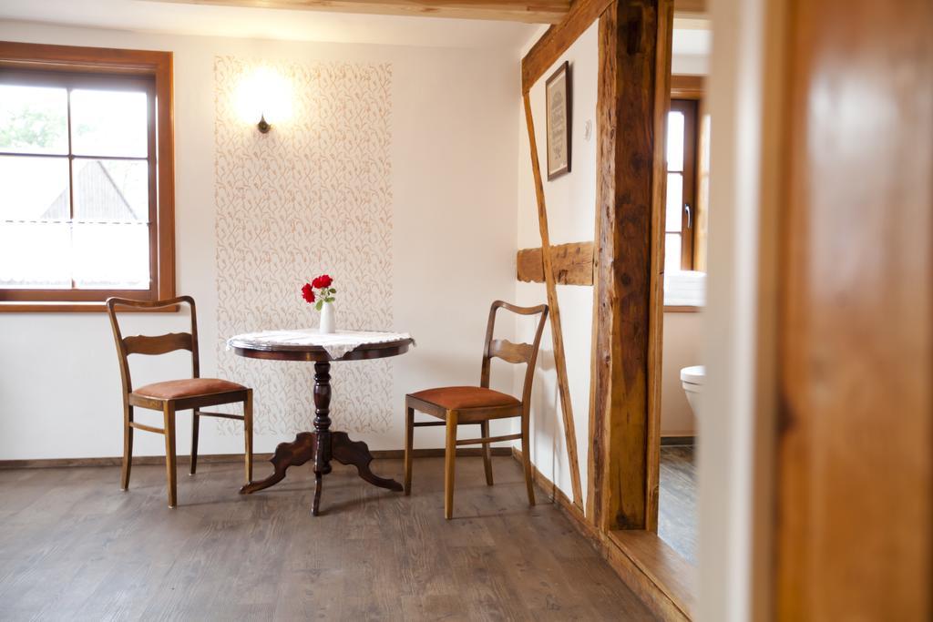Zabeltitz Pension Alte Schmiede חדר תמונה